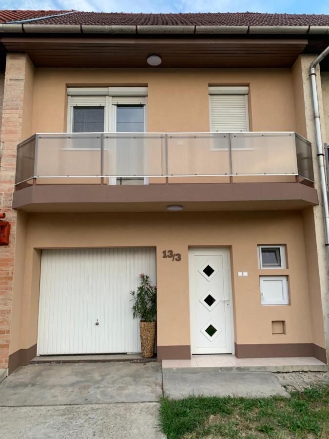 Malom Vendeghaz Villa Szarvas Exterior photo